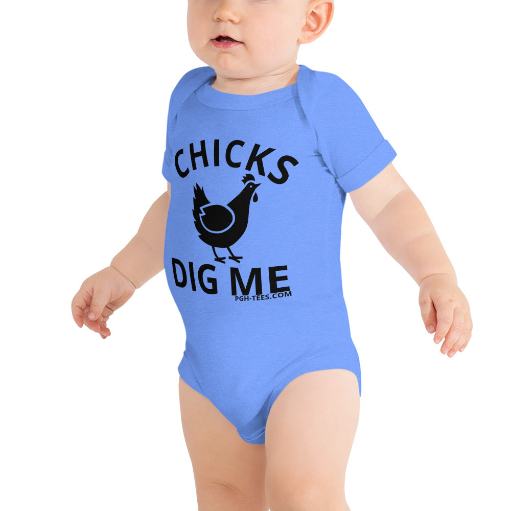 CHICKS DIG ME Baby short sleeve one piece